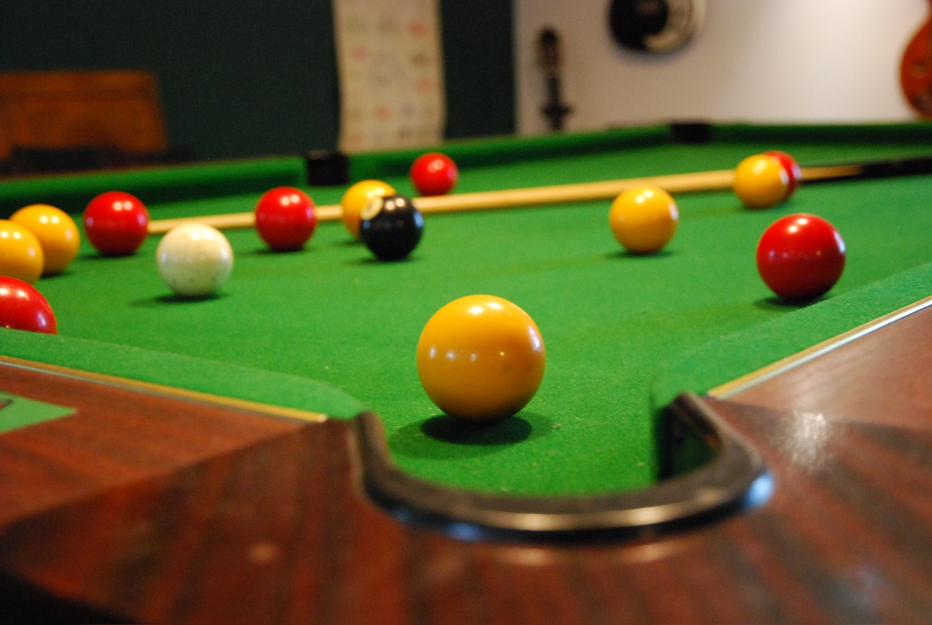 Détail d'une partie de billard en cours