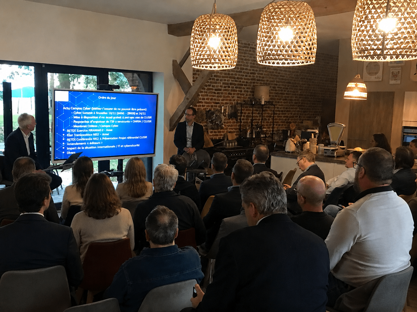 Conférence d'entreprise dans la grande salle